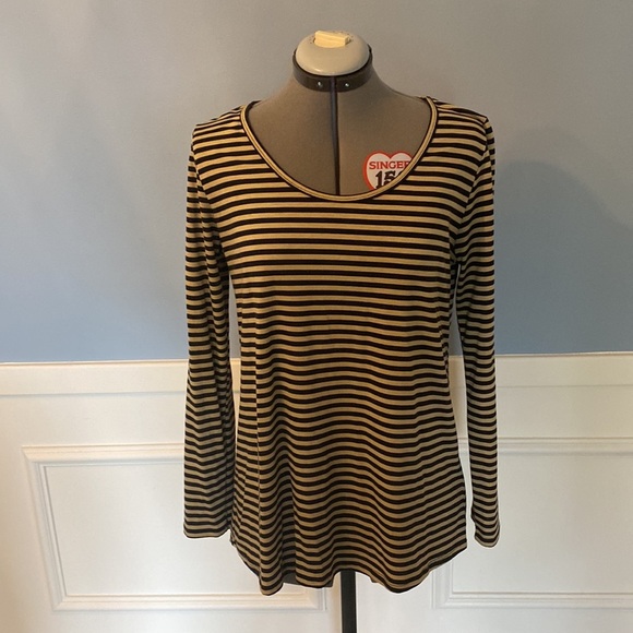 LuLaRoe Striped Long Sleeved Tunic, Scooped Neck Size Medium - Picture 3 of 8